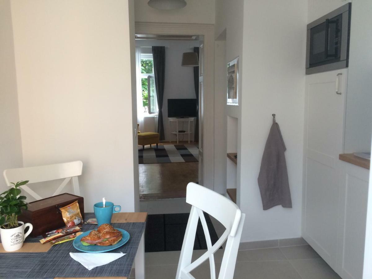Enjoy Apartman Sopron Exterior foto